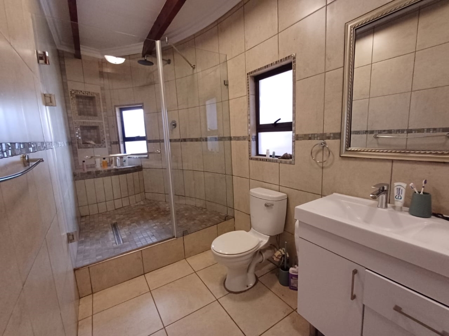 3 Bedroom Property for Sale in Kosmos North West
